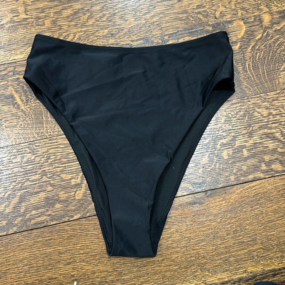 NEVER WORN Aerie high cut cheeky bathing suit bottoms
